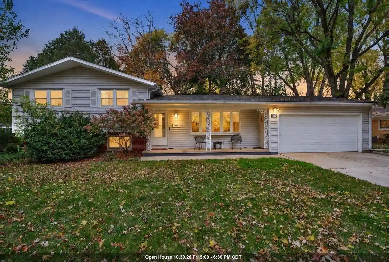 Photo 1 of Single family home for sale at 1013 N Locust St, Green Bay, WI 54303 | MLS# 50334993 | Listing updated on 2026-10-28
