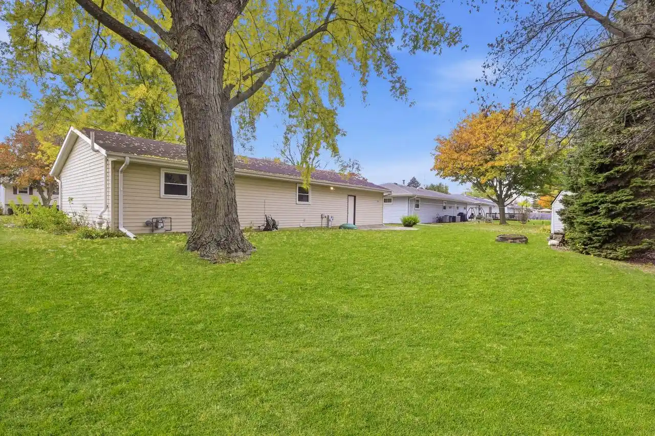 Photo 4 of Single family home for sale at 1714 Annie St, West Bend, WI 53090 | MLS# 1986407 | Listing updated on 2026-10-29