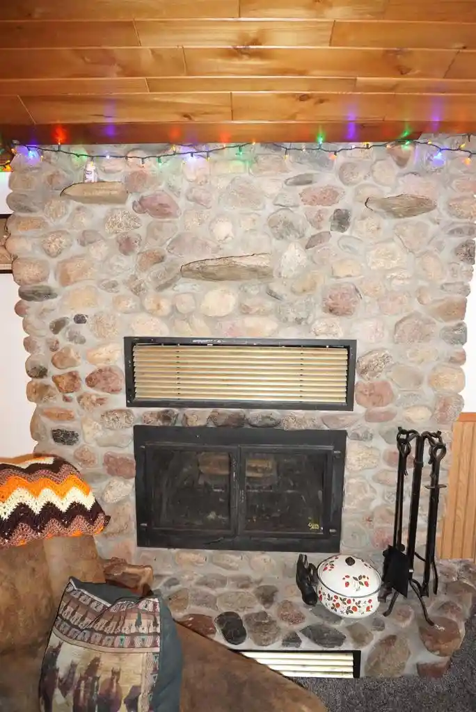 Photo 1 of Single family home for sale at 8744 Musky Point Rd, Tomahawk, WI 54487 | MLS# 22605374 | Listing updated on 2026-10-28