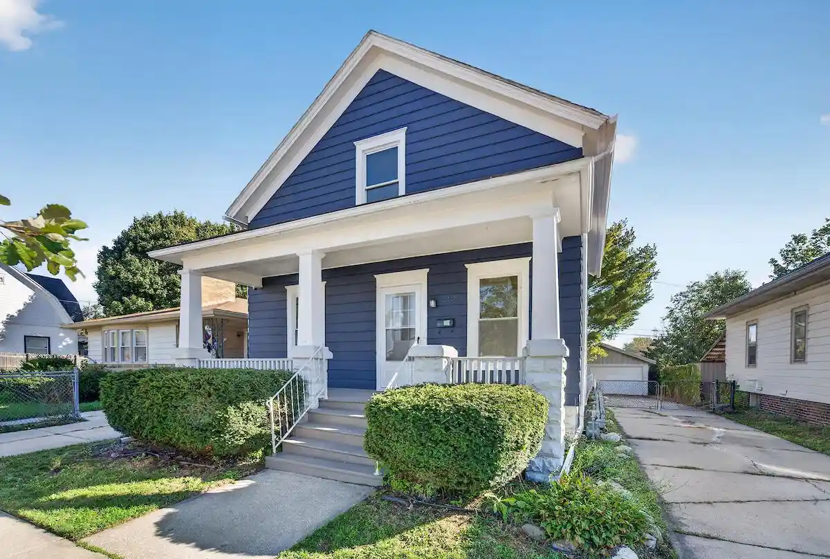 Single family home for sale at 2115 Shoop St, Racine, WI 53404 | MLS# 1986418