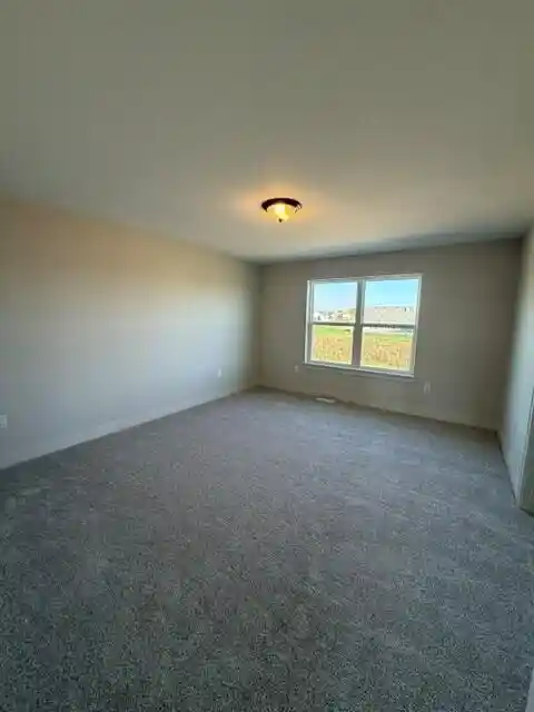 Photo 4 of Single family home for sale at N82 W27810 Sunflower Pass, Hartland, WI 53029 | MLS# 1986428 | Listing updated on 2026-10-29