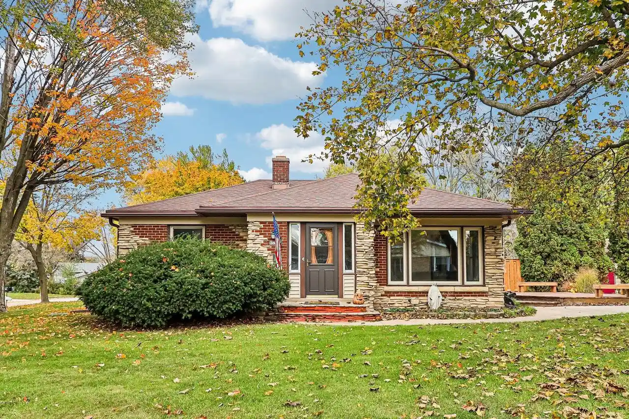 Single family home for sale at 9530 W Hope Ave, Milwaukee, WI 53222 | MLS# 1986433