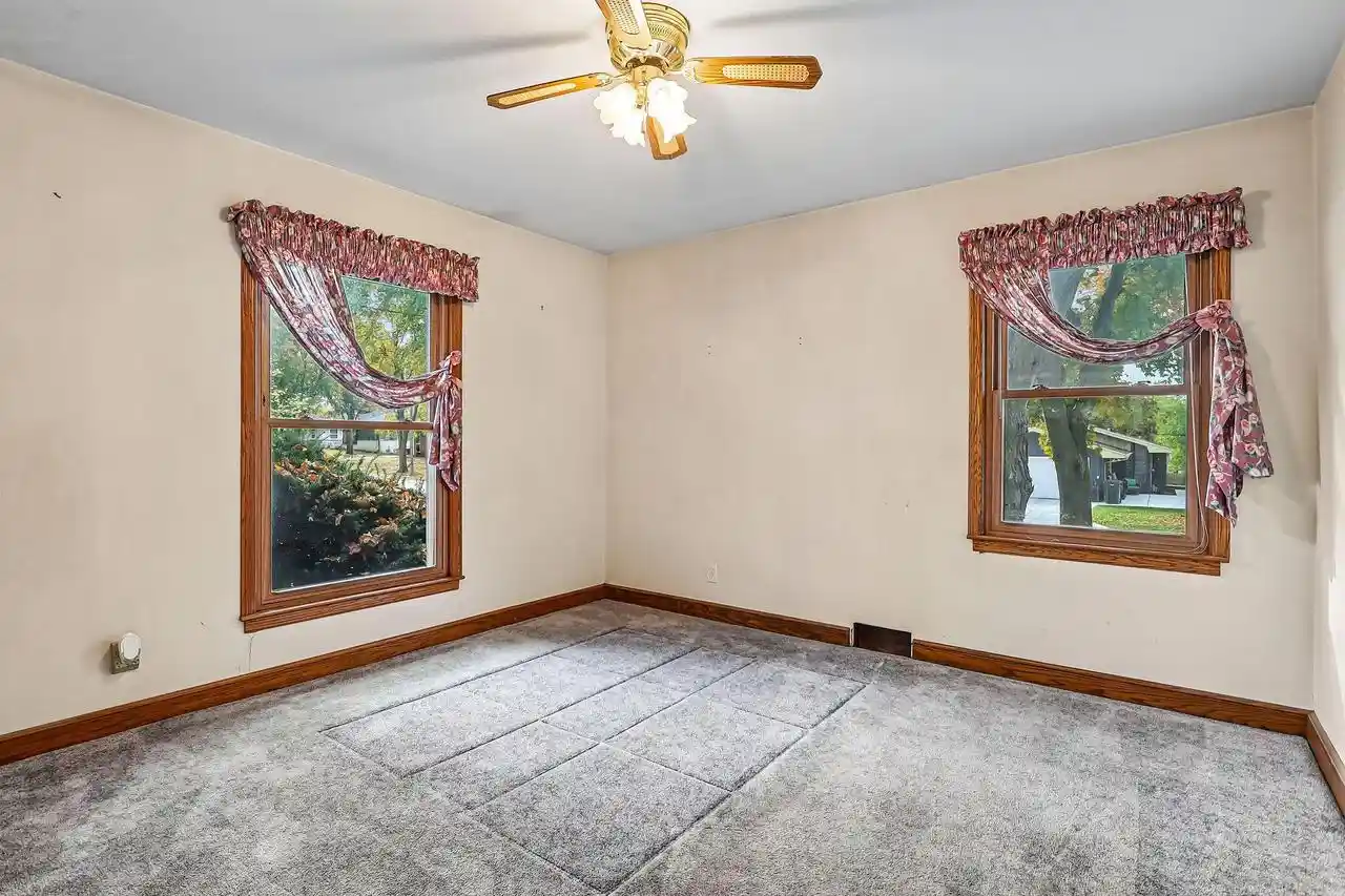 Photo 2 of Single family home for sale at 9530 W Hope Ave, Milwaukee, WI 53222 | MLS# 1986433 | Listing updated on 2026-10-28