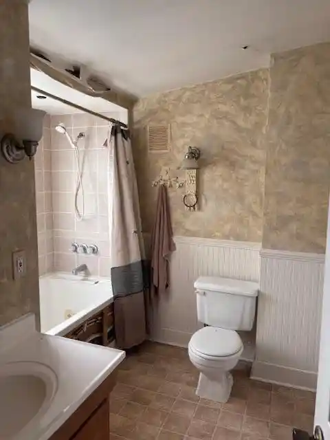 Photo 4 of Single family home for sale at 6273 County Rd Q, Hartland, WI 53029 | MLS# 1986443 | Listing updated on 2026-10-29