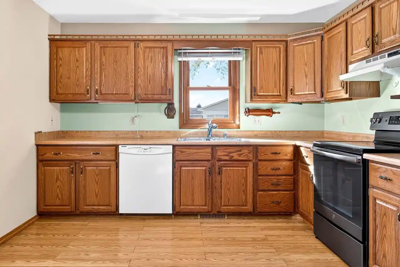 Photo 4 of Single family home for sale at 31 Heritage Ln, Fond Du Lac, WI 54935 | MLS# 50334991 | Listing updated on 2026-10-28