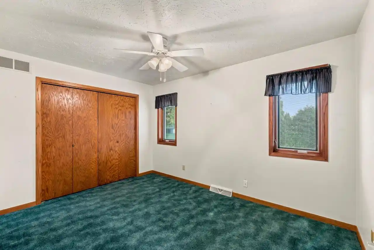 Photo 2 of Single family home for sale at 336 Willsher Dr, Fond Du Lac, WI 54935 | MLS# 50335016 | Listing updated on 2026-10-29