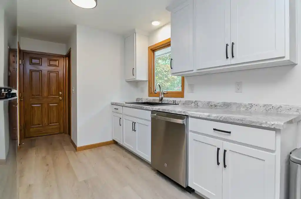 Photo 1 of Single family home for sale at 617 N Cambridge Dr, Appleton, WI 54915 | MLS# 50335018 | Listing updated on 2026-10-28