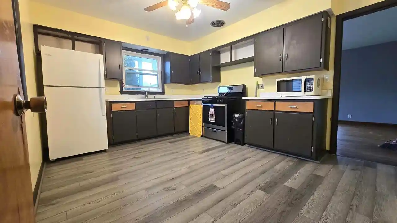Photo 1 of Single family home for sale at 2526 Maple Grv Ave, Racine, WI 53404 | MLS# 1986453 | Listing updated on 2026-10-28