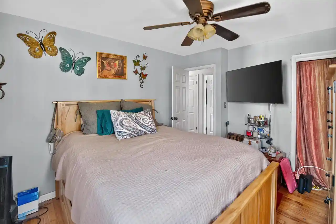 Photo 3 of Single family home for sale at 4215 N 73rd Street, Milwaukee, WI 53216 | MLS# 1986451 | Listing updated on 2026-10-28
