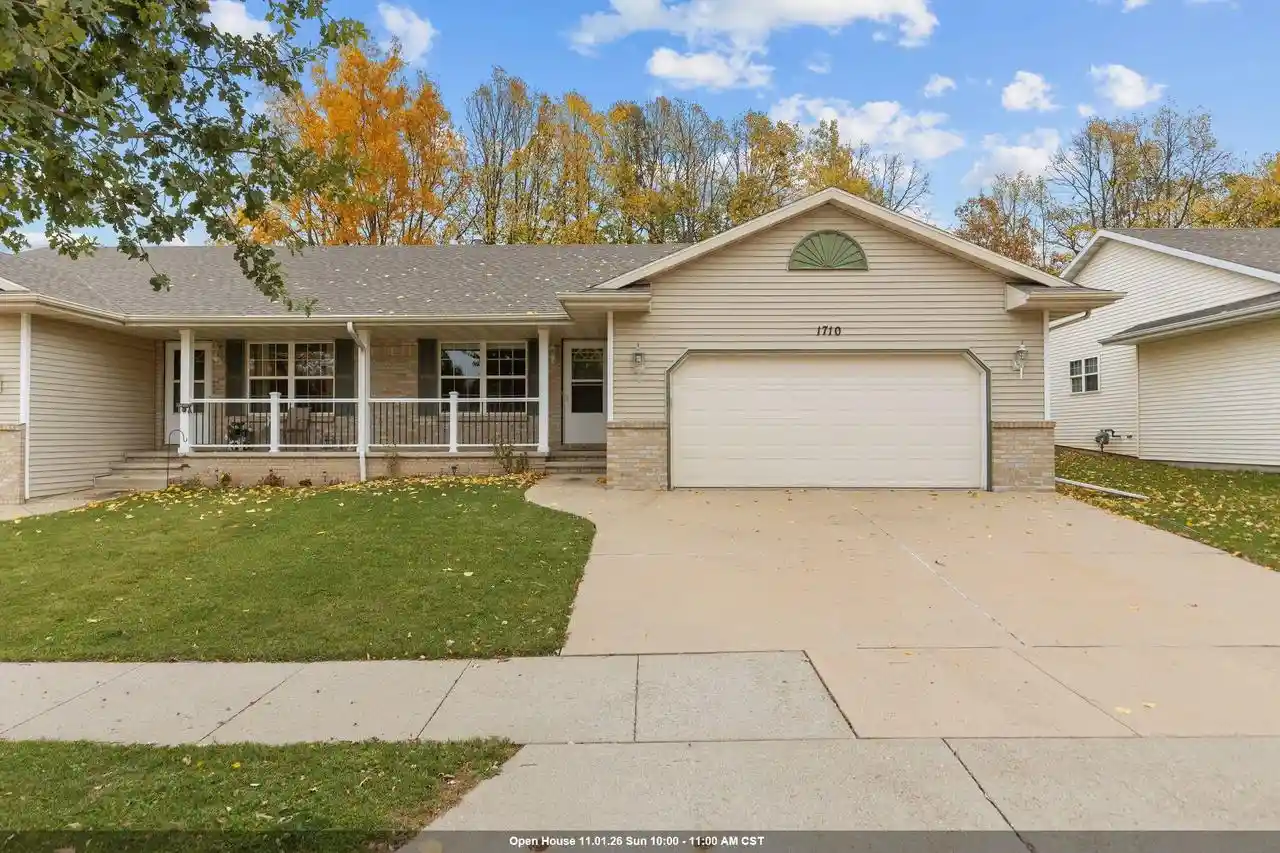 Condo for sale at 1710 S Angela Dr, Appleton, WI 54915 | MLS# 50335027