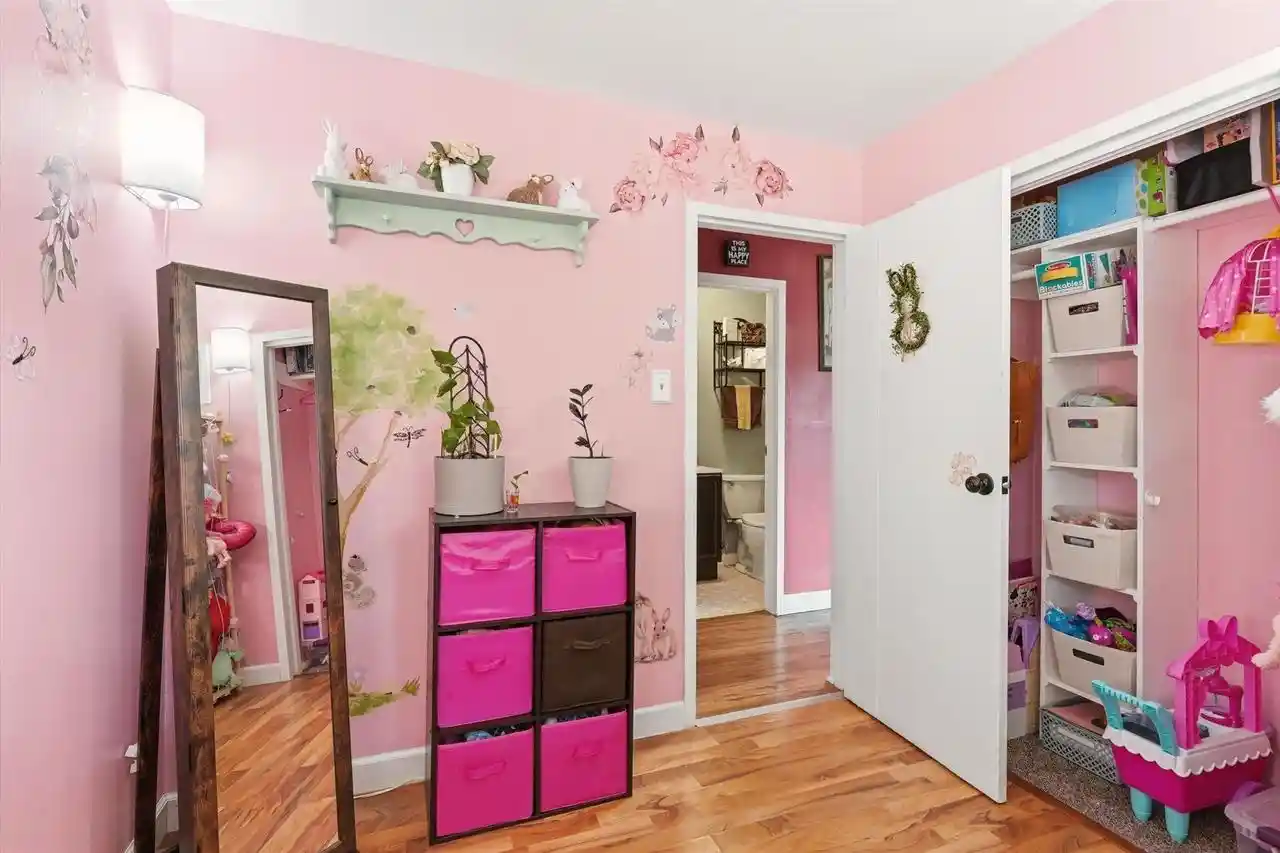 Photo 4 of Single family home for sale at 6436 W Ohio Ave, Milwaukee, WI 53219 | MLS# 1986455 | Listing updated on 2026-10-28