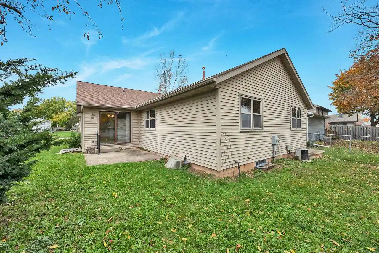 Photo 1 of Single family home for sale at 806 Flambeau Pl, De Pere, WI 54115 | MLS# 50335039 | Listing updated on 2026-10-30