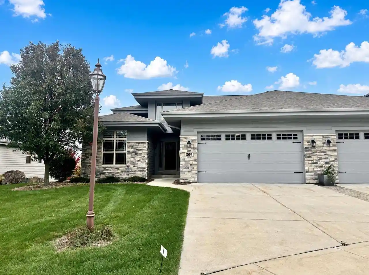 Condo for sale at 809 Conifer Ct, Waukesha, WI 53188 | MLS# 1986456