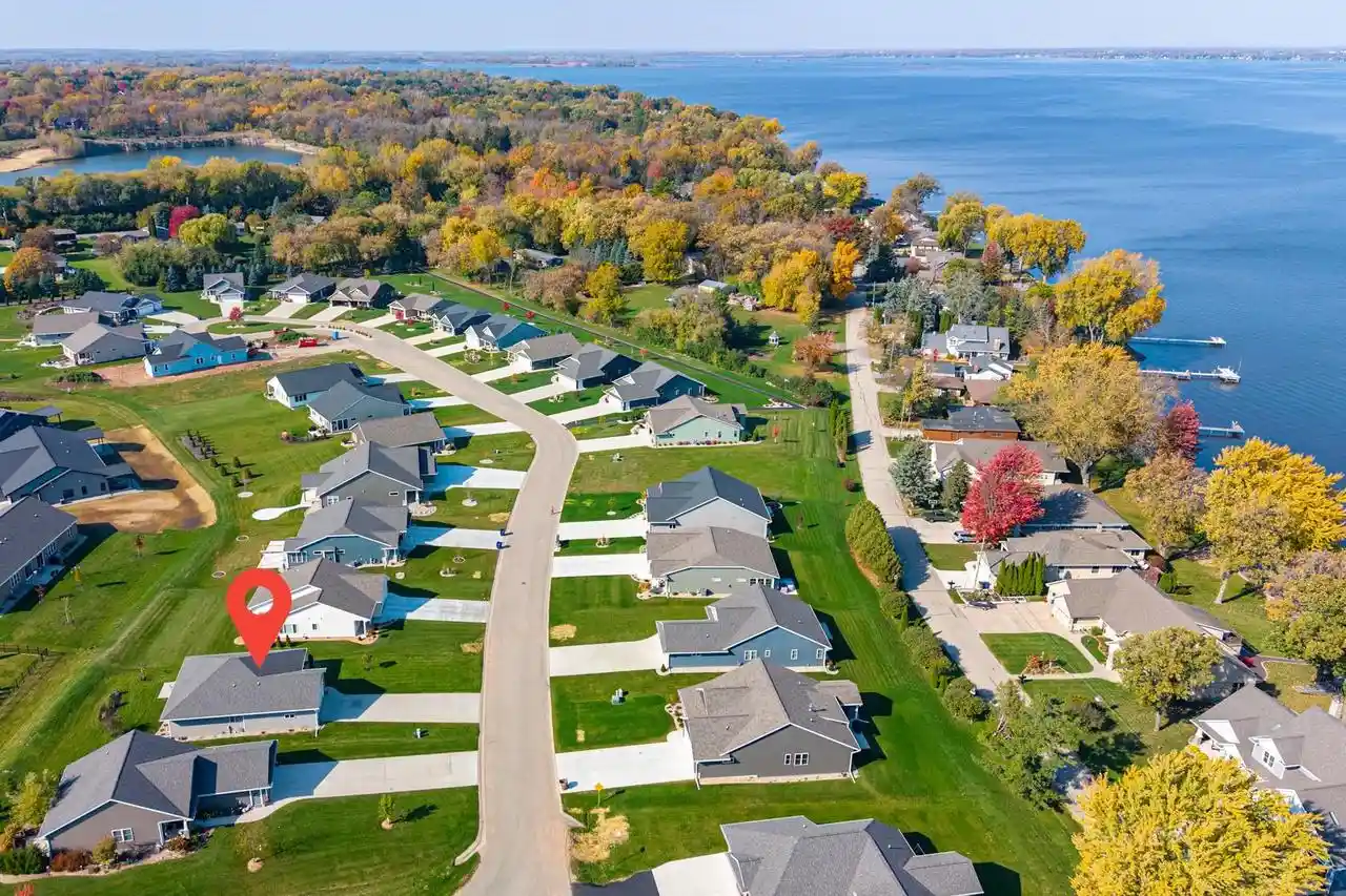 Photo 3 of Single family home for sale at 3417 Caden Ct, Oshkosh, WI 54904 | MLS# 50335042 | Listing updated on 2026-10-28
