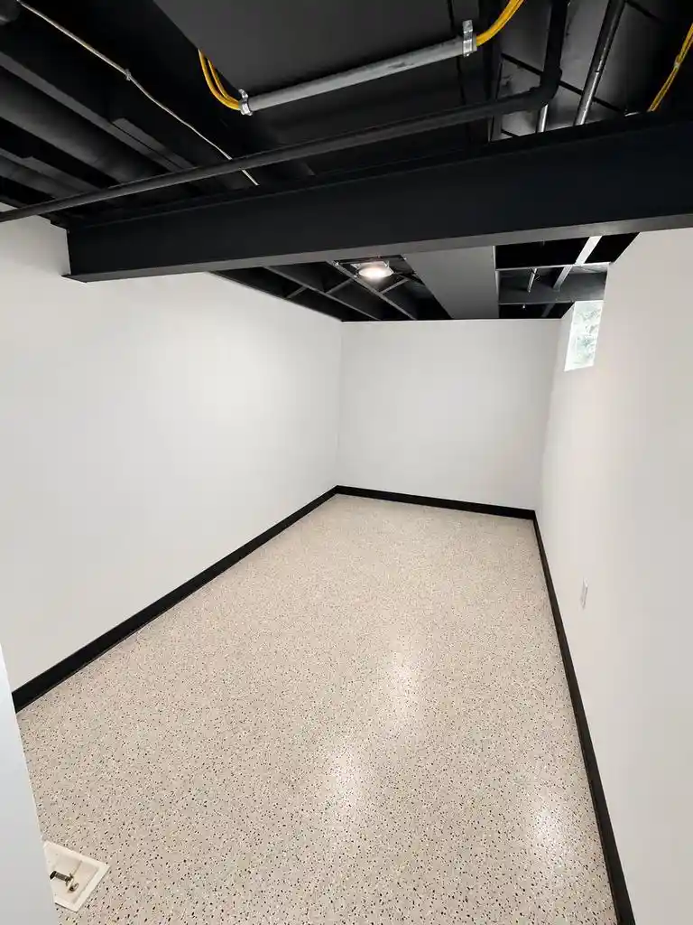 Photo 4 of Single family home for sale at 4229 W Luscher Ave, Milwaukee, WI 53209 | MLS# 1986474 | Listing updated on 2026-10-29