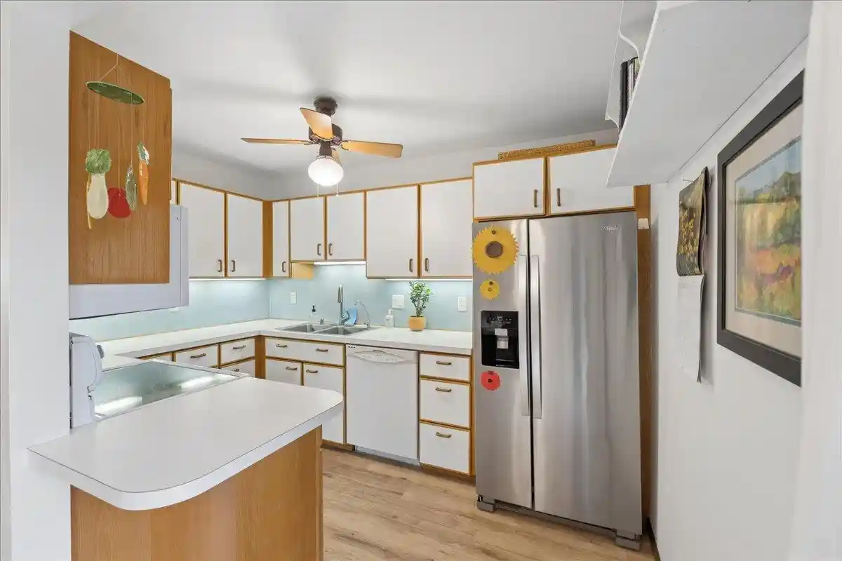 Photo 4 of Single family home for sale at 6502 Offshore Dr, Madison, WI 53705 | MLS# 2035549 | Listing updated on 2026-10-29