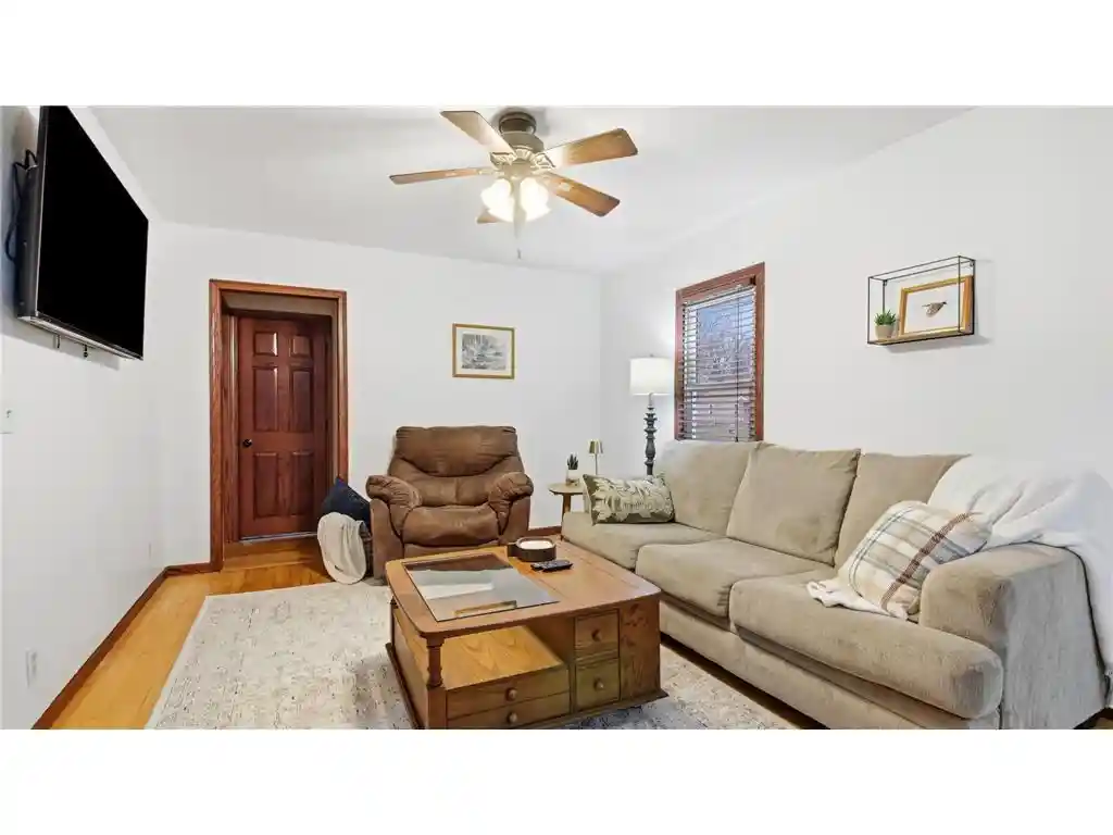 Photo 4 of Single family home for sale at 129 N Maple St, Cadott, WI 54727 | MLS# 7163276 | Listing updated on 2026-10-29