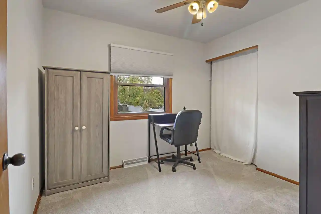 Photo 4 of Single family home for sale at 330 Debbie Dr, Waukesha, WI 53189 | MLS# 1986514 | Listing updated on 2026-10-29