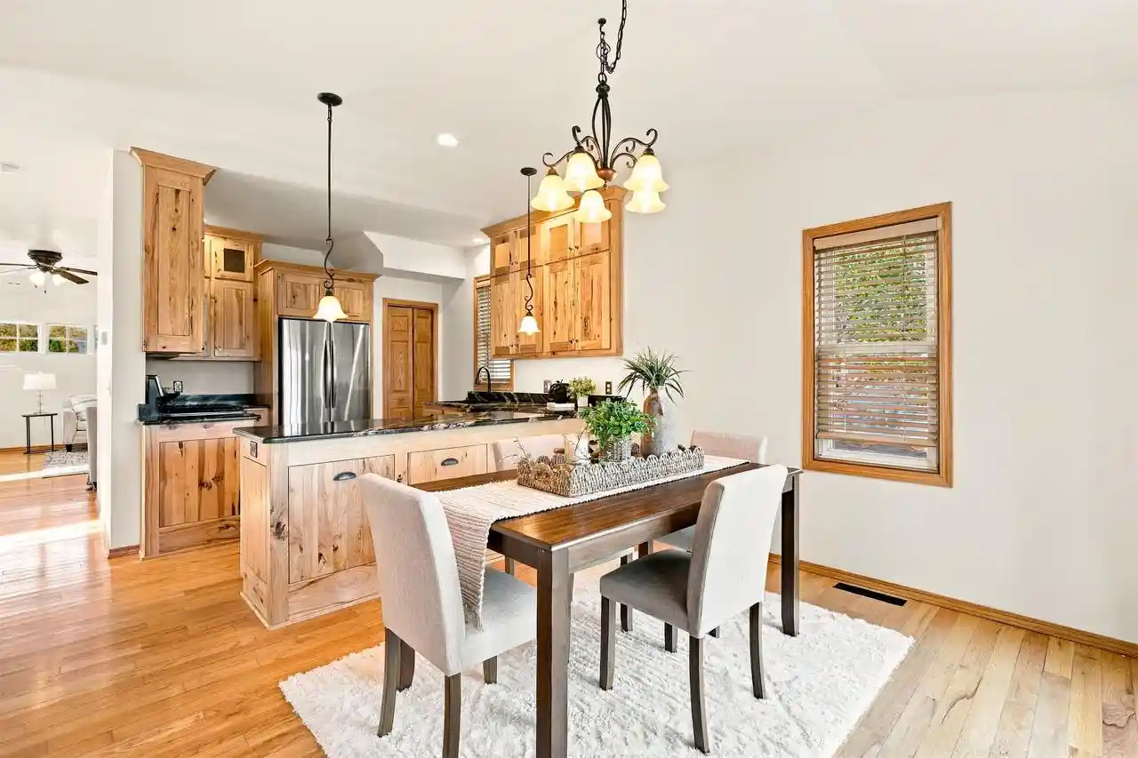 Photo 4 of Single family home for sale at 734 Riverview Dr, Green Bay, WI 54303 | MLS# 50335056 | Listing updated on 2026-10-29