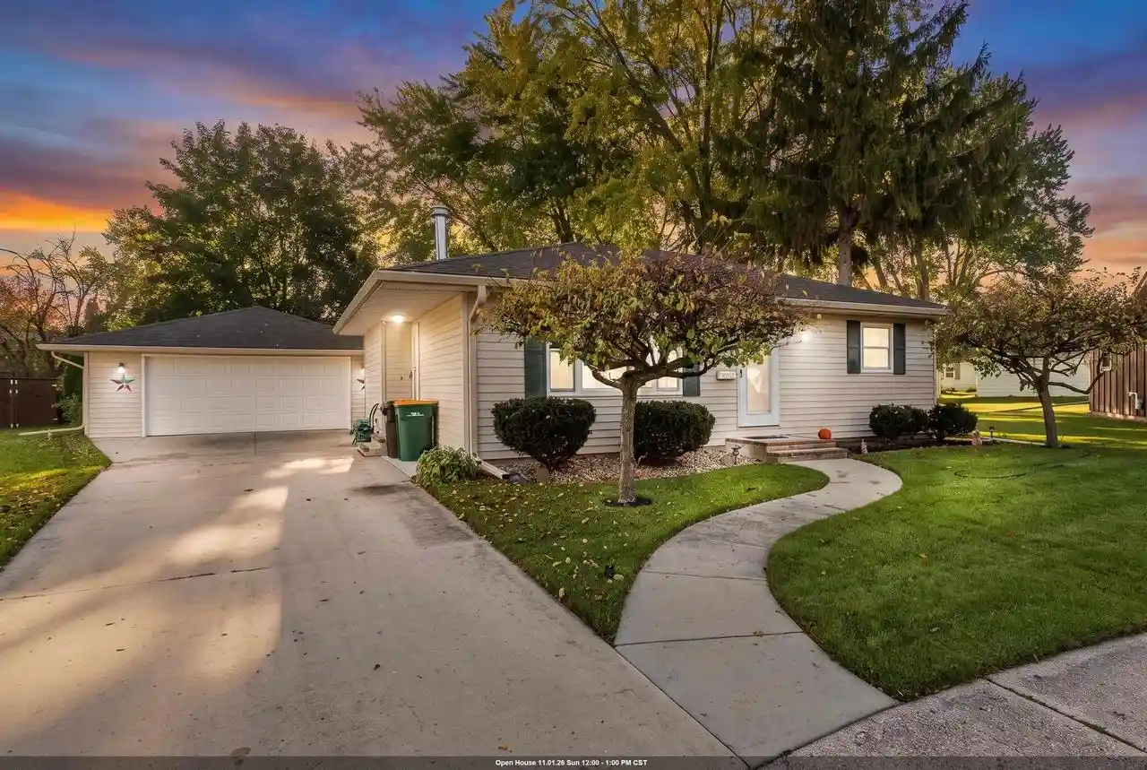 Single family home for sale at 196 Prairie Ct, Fond Du Lac, WI 54935 | MLS# 50335055