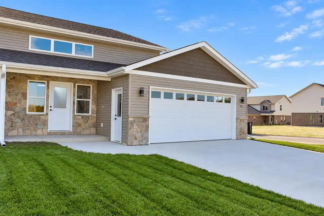 Condo for sale at 935 Drumlin Dr #1, Kewaskum, WI 53040 | MLS# 1986553
