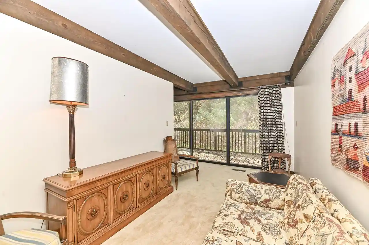 Photo 3 of Condo for sale at 830 Aspen Dr #D2, Fontana, WI 53125 | MLS# 1986551 | Listing updated on 2026-10-29