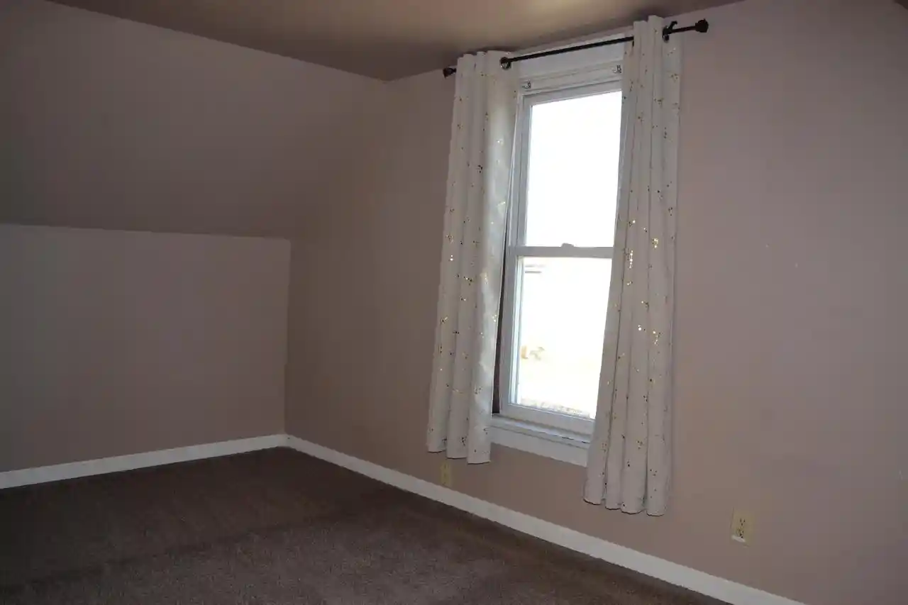 Photo 2 of Single family home for sale at 811 Minnesota Ave, North Fond Du Lac, WI 54937 | MLS# 50335060 | Listing updated on 2026-10-29