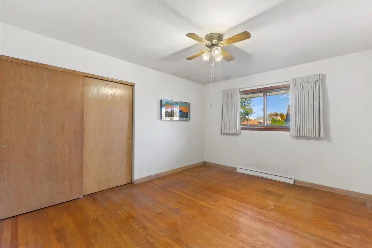Photo 3 of Single family home for sale at 4629 S 14th Street, Milwaukee, WI 53221 | MLS# 1986574 | Listing updated on 2026-10-29