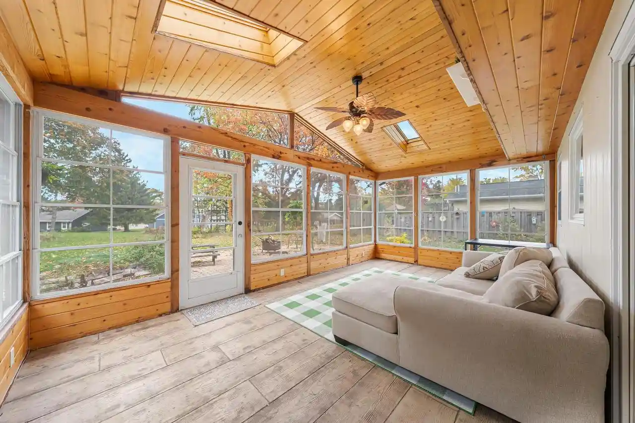 Photo 1 of Single family home for sale at 1680 Cormier Rd, Green Bay, WI 54313 | MLS# 50335072 | Listing updated on 2026-10-29