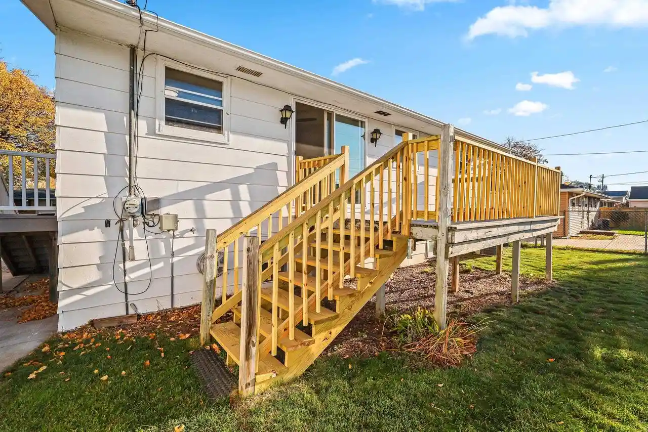 Photo 4 of Single family home for sale at 1705 Wedgewood Dr, Green Bay, WI 54303 | MLS# 50335074 | Listing updated on 2026-10-29