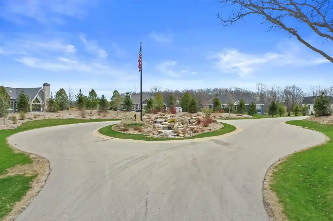 Photo 2 of Land for sale at S36w27290 Legend At Merrill Hills Ct #Lt1, Waukesha, WI 53189 | MLS# 1986605 | Listing updated on 2026-10-30