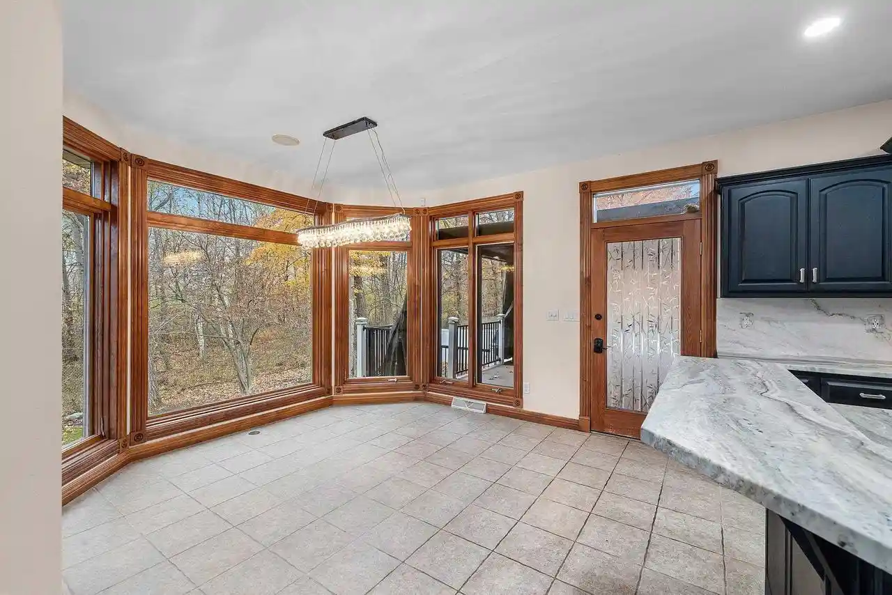 Photo 4 of Single family home for sale at 2883 Shelter Crk Ct, Green Bay, WI 54313 | MLS# 50335082 | Listing updated on 2026-10-29