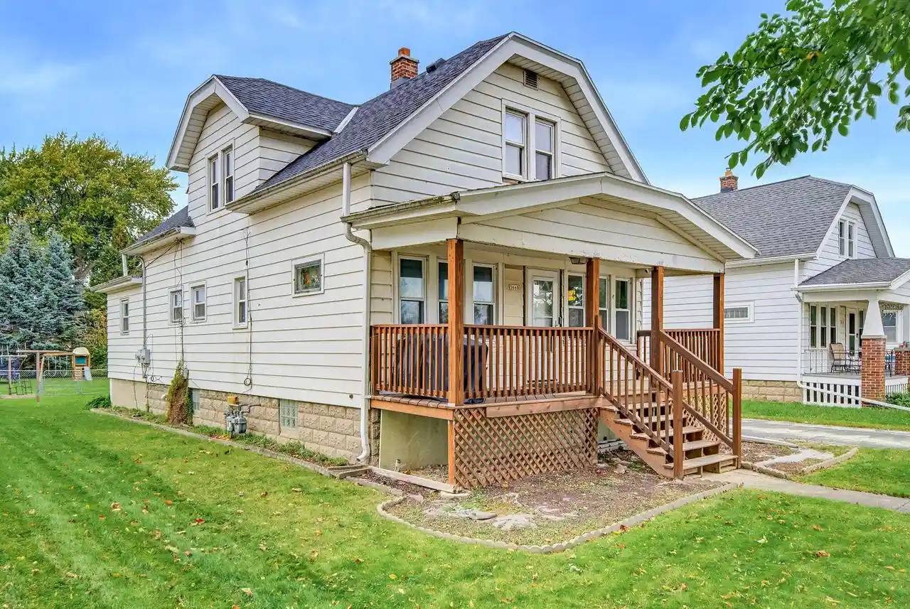 Multi family home for sale at 3660 E Iona St, Cudahy, WI 53110 | MLS# 1986610