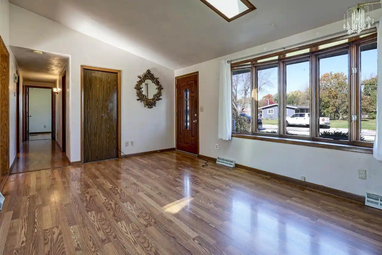 Photo 4 of Single family home for sale at 1513 Sunset Ln, New Holstein, WI 53061 | MLS# 50335077 | Listing updated on 2026-10-29