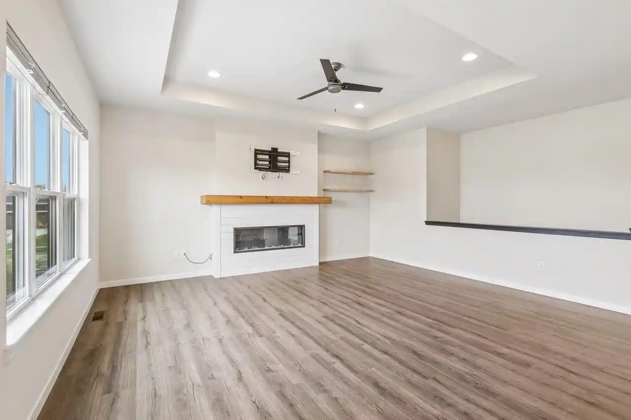 Photo 4 of Single family home for sale at 534 Foxfield Rd, Oregon, WI 53575 | MLS# 2035578 | Listing updated on 2026-10-29