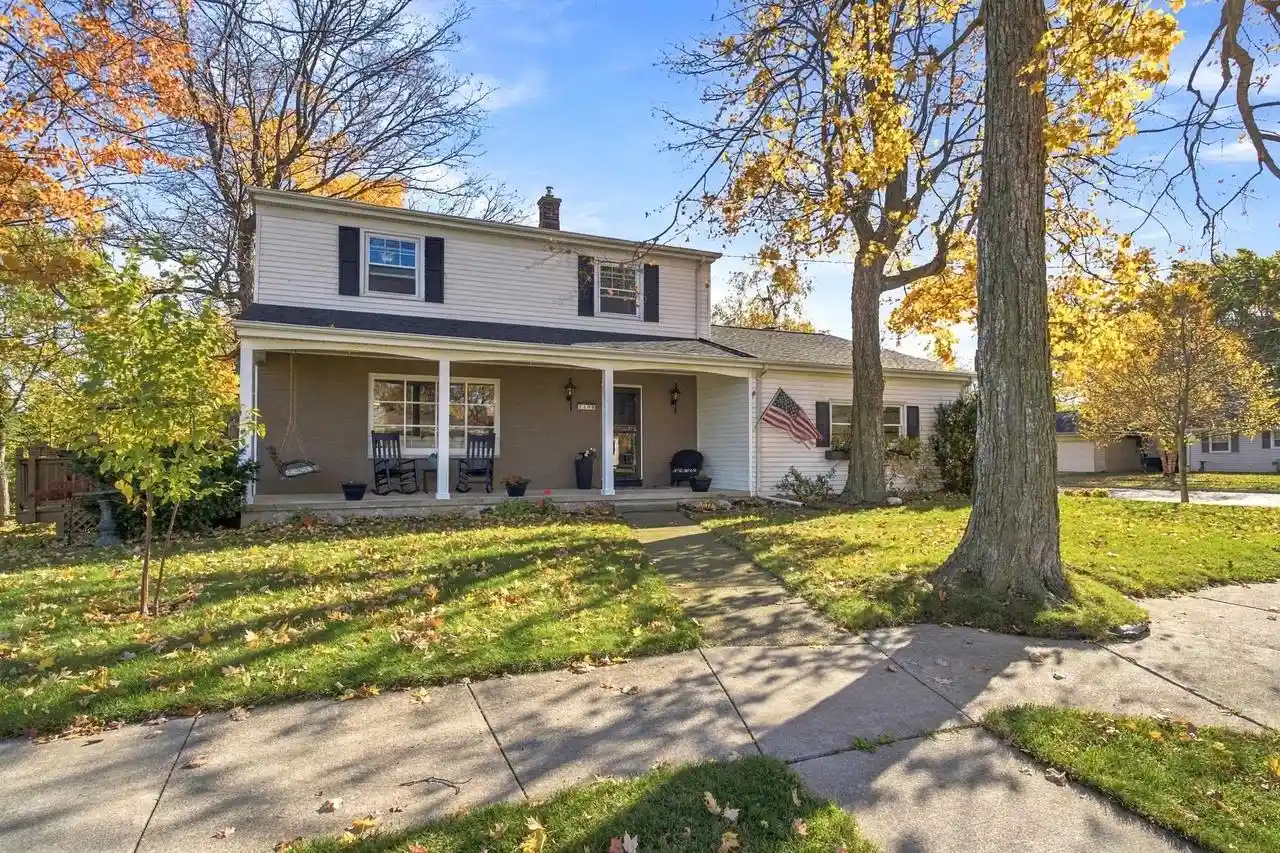 Single family home for sale at 1708 Oakridge Ave, Kaukauna, WI 54130 | MLS# 50335091