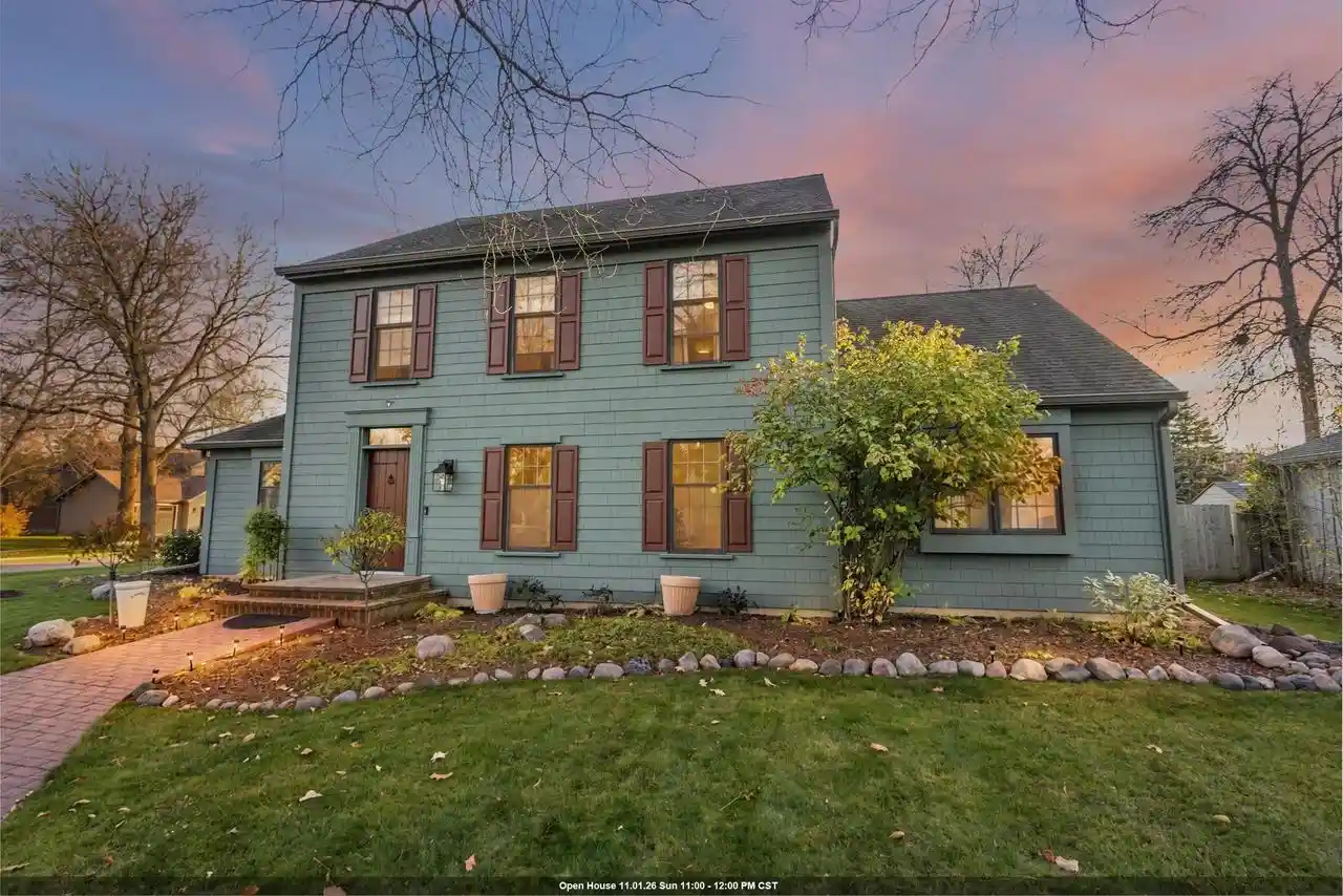 Single family home for sale at 1025 E Woodcrest Dr, Appleton, WI 54915 | MLS# 50335094
