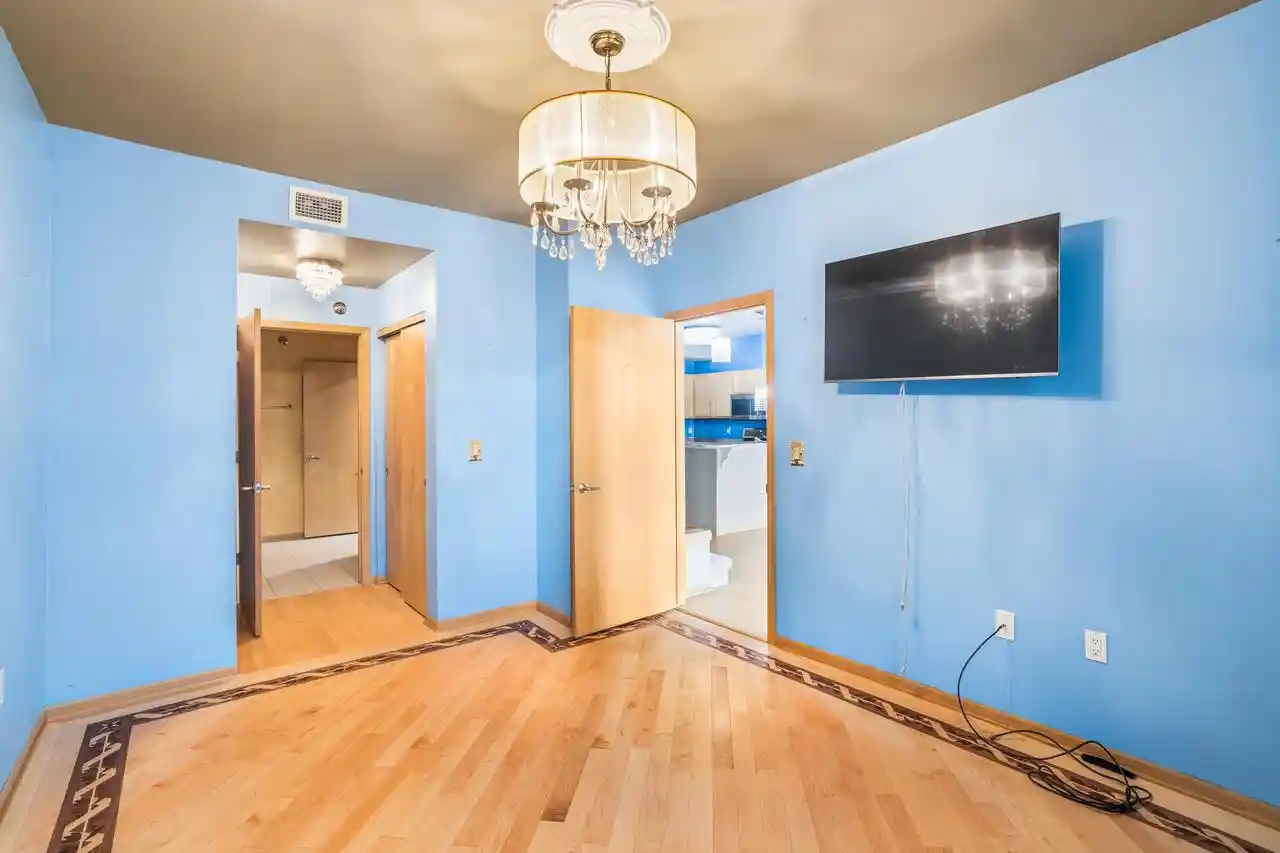 Photo 1 of Condo for sale at 2121 S Kinnickinnic Ave #113, Milwaukee, WI 53207 | MLS# 1986619 | Listing updated on 2026-10-29