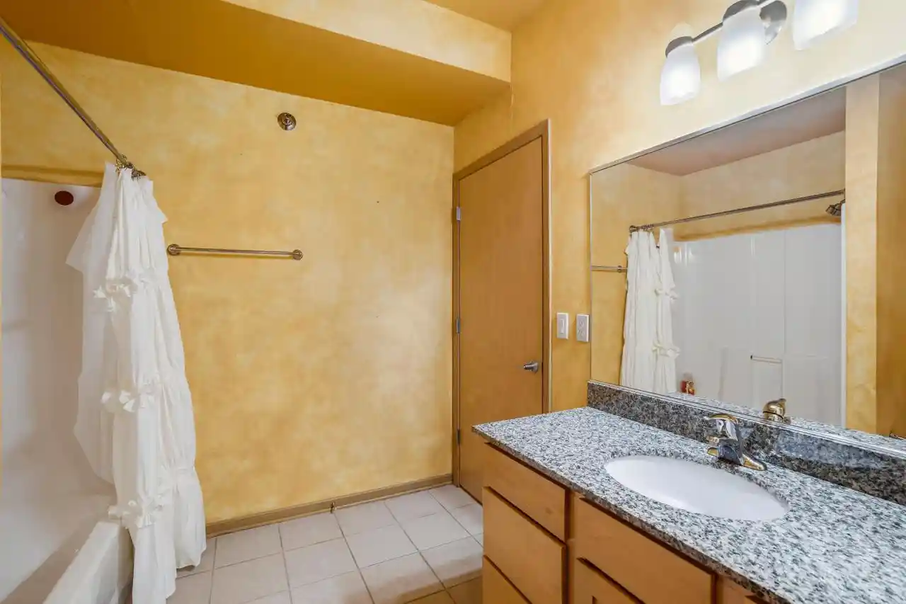 Photo 4 of Condo for sale at 2121 S Kinnickinnic Ave #113, Milwaukee, WI 53207 | MLS# 1986619 | Listing updated on 2026-10-29