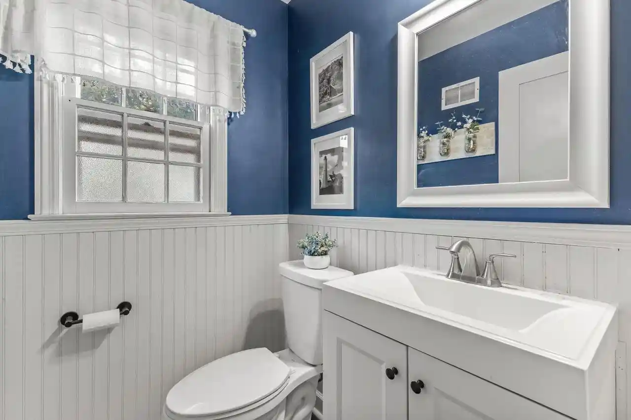Photo 4 of Single family home for sale at 3223 Chatham St, Racine, WI 53402 | MLS# 1986621 | Listing updated on 2026-10-29