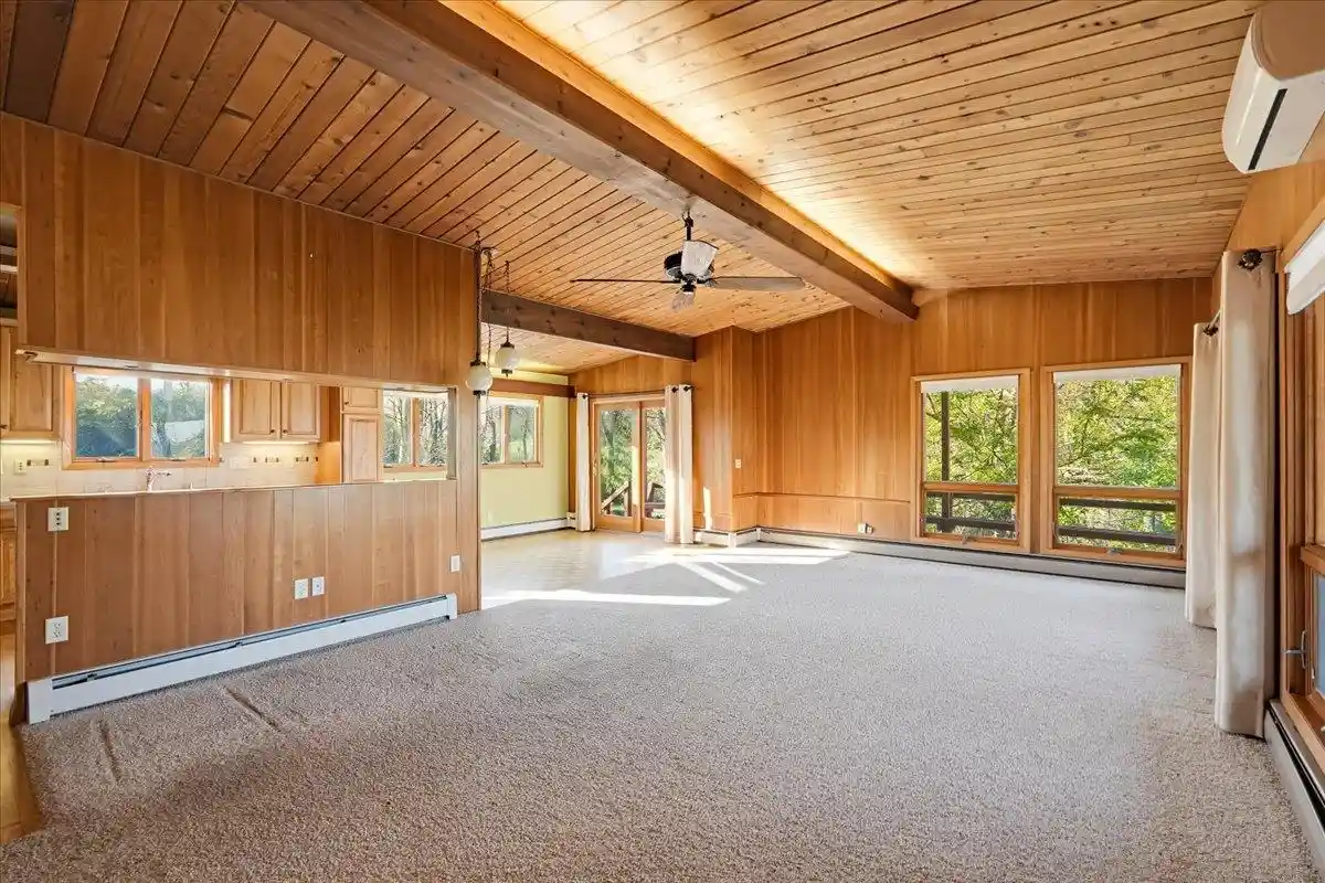 Photo 3 of Single family home for sale at 850 Tipperary Rd, Oregon, WI 53575 | MLS# 2035615 | Listing updated on 2026-10-30