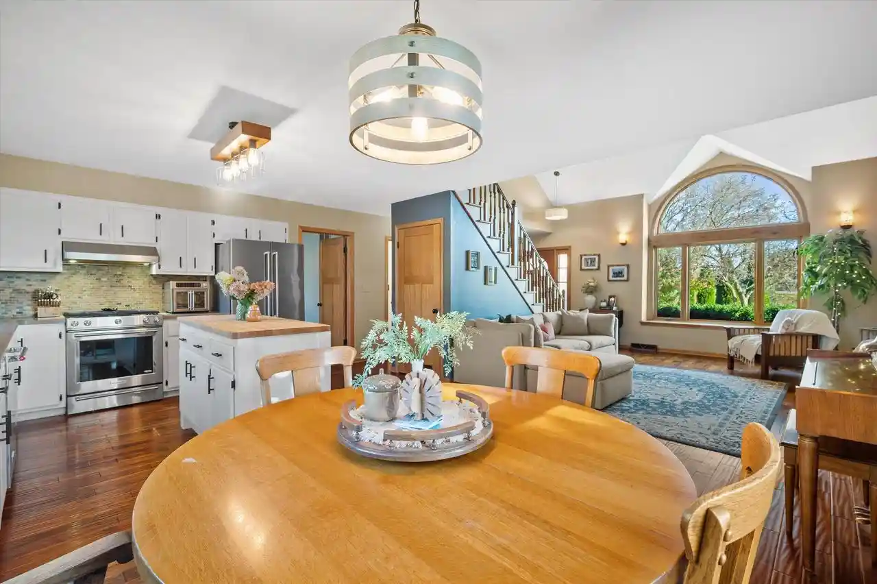 Photo 4 of Single family home for sale at W7637 Hackett Rd, Whitewater, WI 53190 | MLS# 1986712 | Listing updated on 2026-10-30