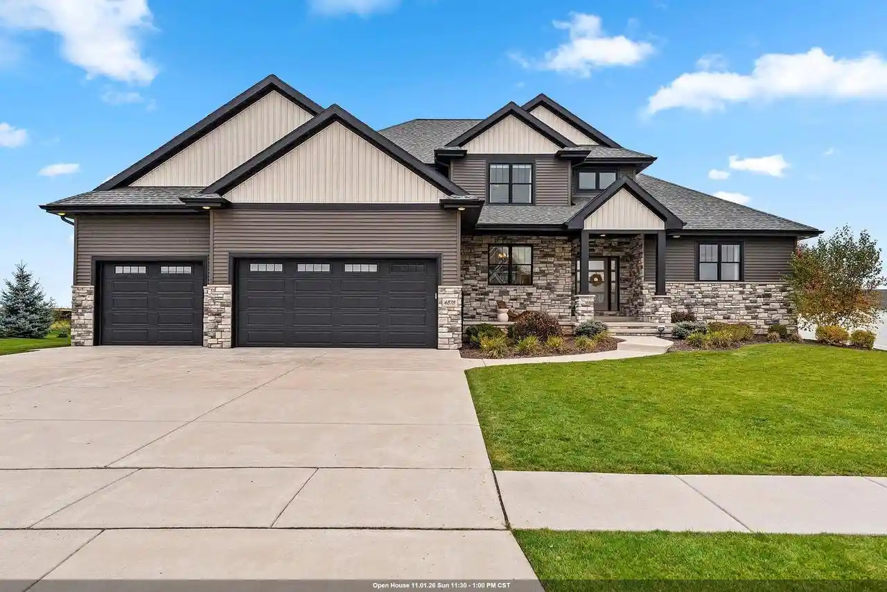 Photo 1 of Single family home for sale at 4878 Prairie School Dr, Oneida, WI 54155 | MLS# 50335110 | Listing updated on 2026-10-30