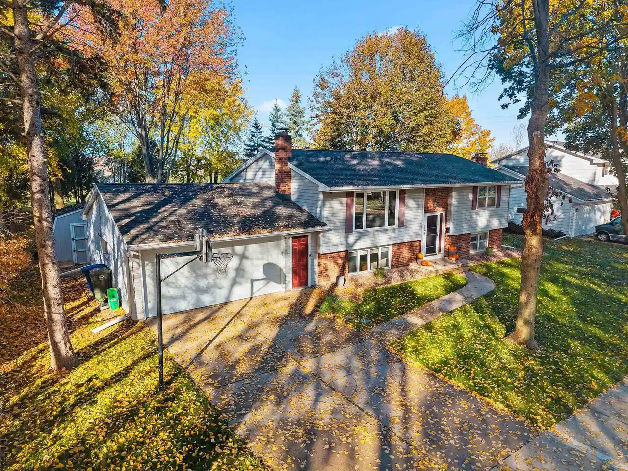 Photo 1 of Single family home for sale at 918 St Marys St, De Pere, WI 54115 | MLS# 50335114 | Listing updated on 2026-10-30