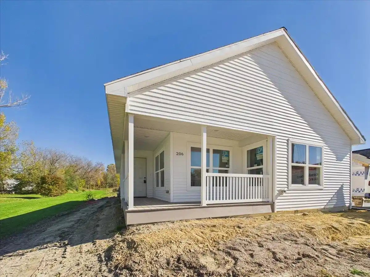 Photo 1 of Single family home for sale at 206 Ballard St, Sharon, WI 53585 | MLS# 2035654 | Listing updated on 2026-10-30