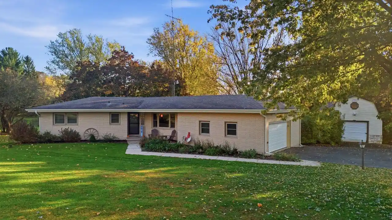 Photo 1 of Single family home for sale at W4819 Potter Rd, Elkhorn, WI 53121 | MLS# 1986804 | Listing updated on 2026-10-30