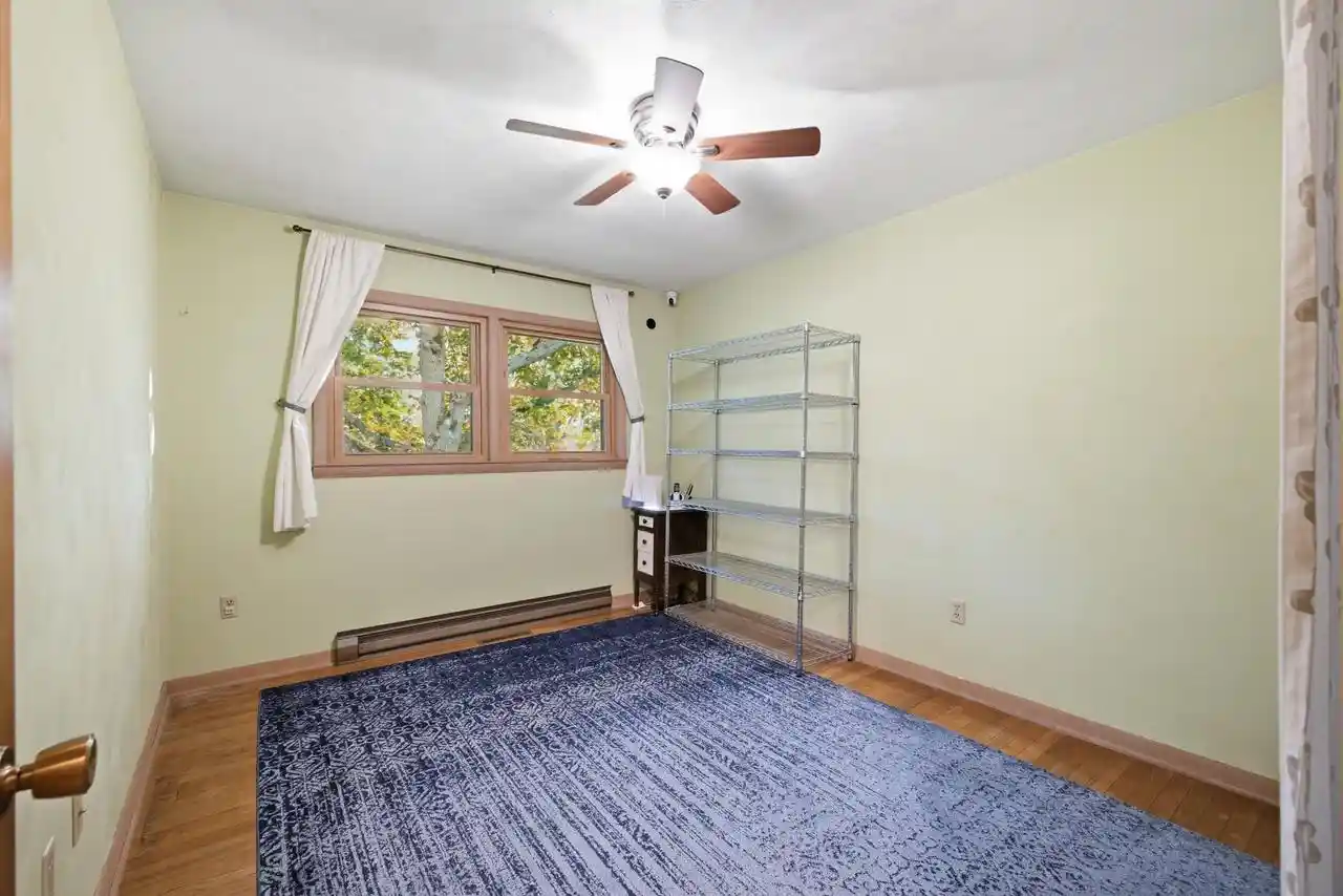 Photo 4 of Single family home for sale at W4819 Potter Rd, Elkhorn, WI 53121 | MLS# 1986804 | Listing updated on 2026-10-30