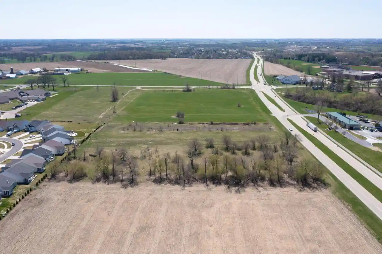 Photo 4 of Land for sale at 1101 S Edwards Boulevard Boulevard, Lake Geneva, WI 53147 | MLS# 1846163 | Listing updated on 2026-08-24