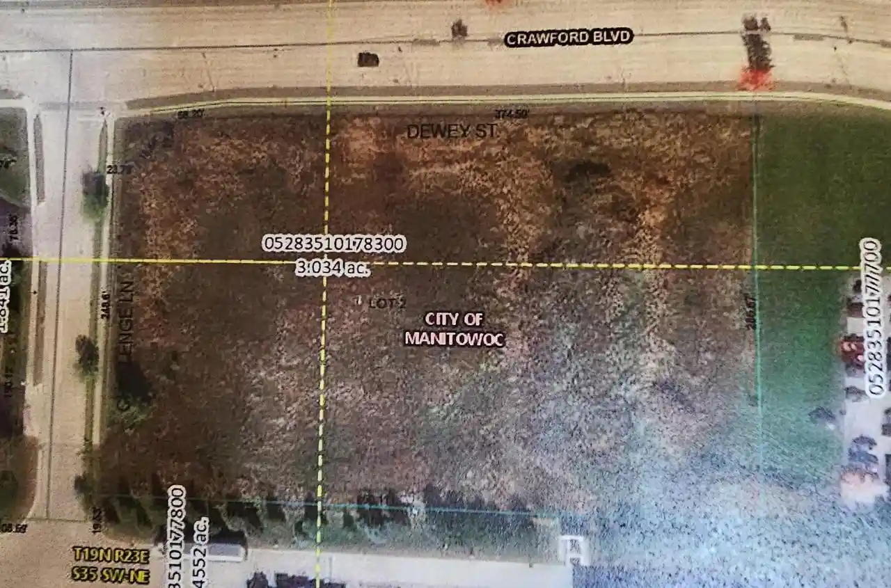 9th image of Lt2 Crawford Boulevard Boulevard, Manitowoc, WI 54220 | MLS# 1862386