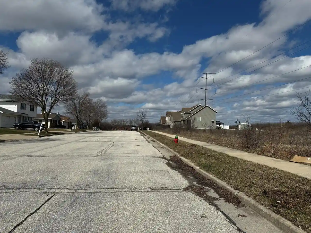 Homes for sale in Milwaukee, WI | 9338 N Burbank Avenue Avenue, Milwaukee, WI 53224 | MLS# 1870847